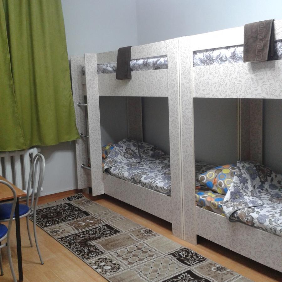 Hostel64 Almaty Ngoại thất bức ảnh