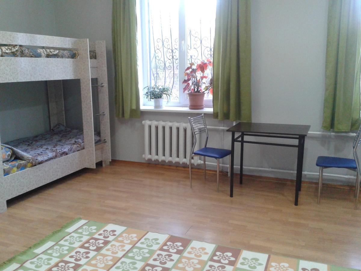 Hostel64 Almaty Ngoại thất bức ảnh