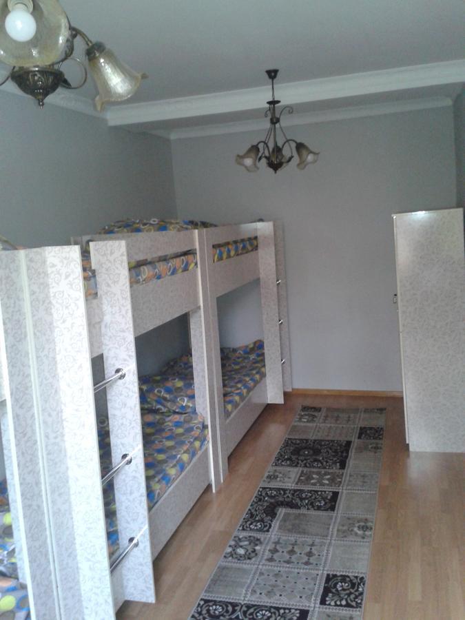 Hostel64 Almaty Ngoại thất bức ảnh